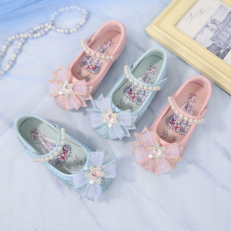 Frozen Bow and Pearl Pumps