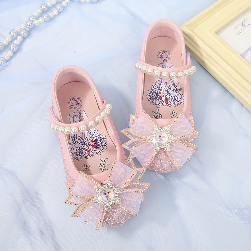 Frozen Bow and Pearl Pumps - Image 5